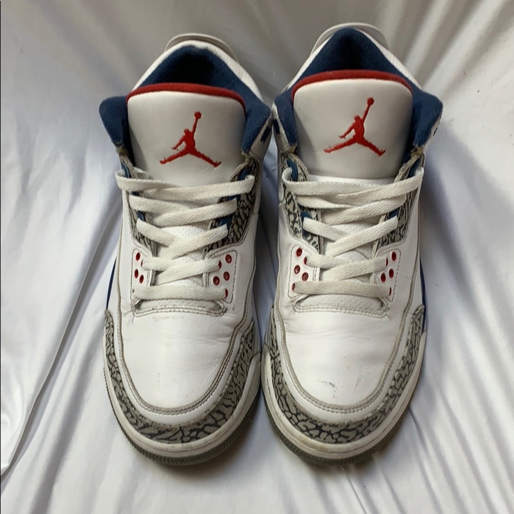 Nike Air Jordan “True Blue” Retro 3 (2016) Sneakers